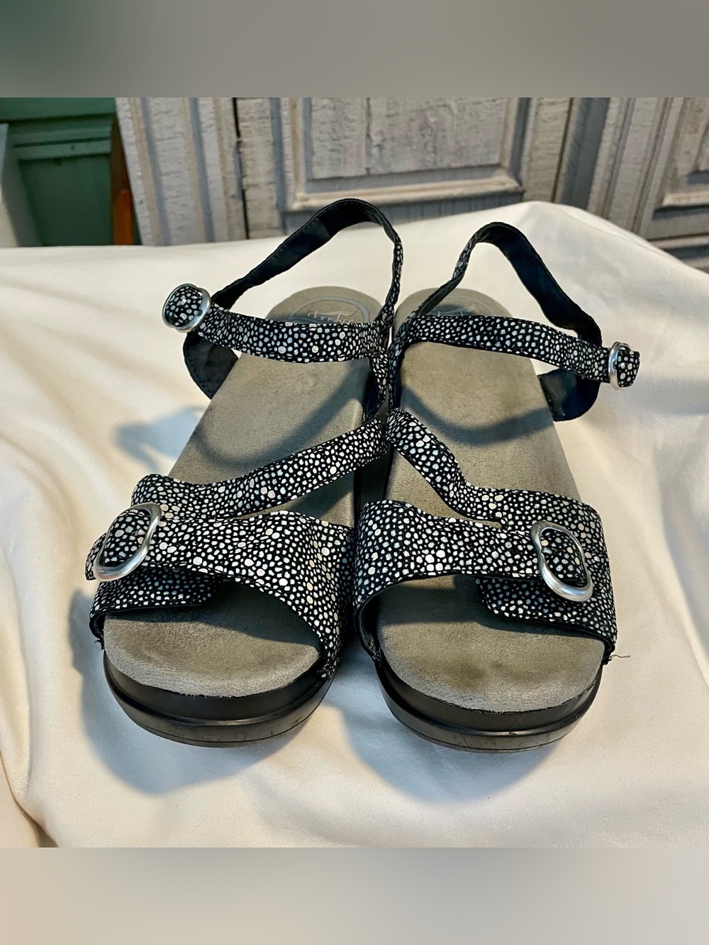 Dansko Sandi Sandals/Clogs - Iridescent Dots - Black Leather - Womens Size 8 1/2